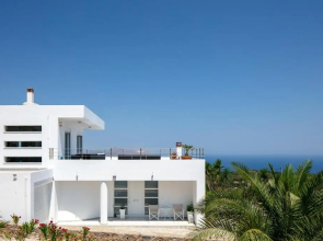 Villa Agape with Outstanding Sea View