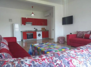 Appartement neuf, entouré de verdure + piscine