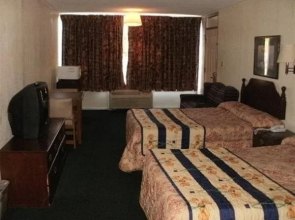 Holiday Motel