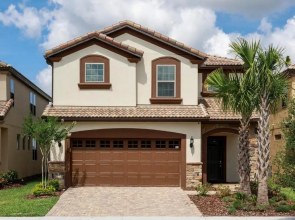 Luxury 6BR Villa in Windsor at Westside Resort