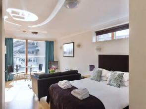 Your Space Apartments - Byron House