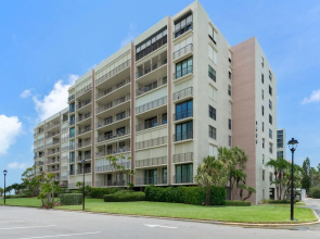 South Beach 302 by Vtrips