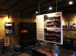Nanjing Tulou Herongzhuang Inn