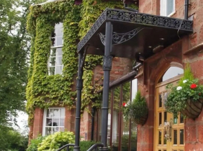 Inchture Hotel