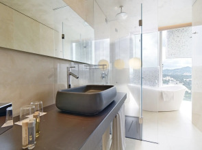 Maritim Hotel Plaza Tirana