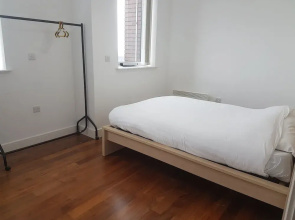Metropolitan House 2106