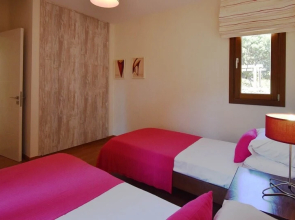3 bedroom Villa Omodos HG14 with private kidney pool and roof terrace with golf views, Hestiades Greens on Aphrodite Hills Resort