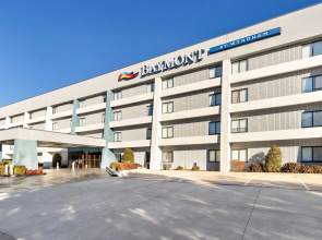 Baymont by Wyndham Arlington At Six Flags Dr