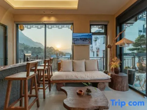 Shi Yunjian Homestay (Three Gorges Dam Tourist Area)