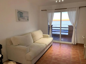 BEACHFRONT Relaxation 1 Bedroom Apt