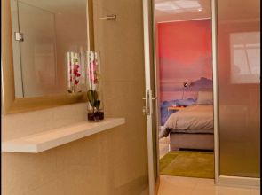 121 Ocean View Drive Studio Apartment