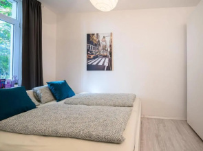 Helle Wohnung in Sudenburg mit Balkon - WLAN, 4 Schlafplätze