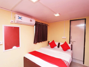 People's Castle By OYO Rooms