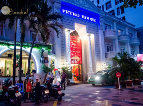 Petro House Hotel