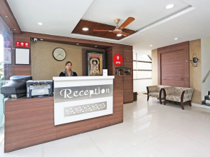 Fabhotel Ashirwad Regency