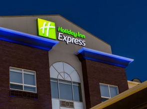 Holiday Inn Express Calgary North