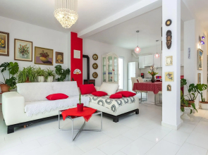 Gorgeous Villa in Vrsi with Swimming Pool