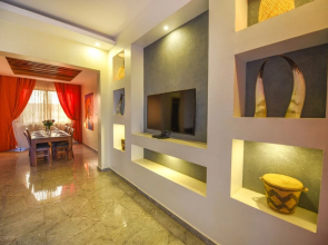 Deluxe 3-bed Apartment With Swimming Pool