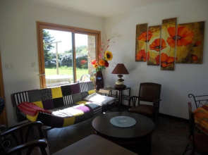 House With 3 Bedrooms in Penmarch, With Enclosed Garden and Wifi - 500