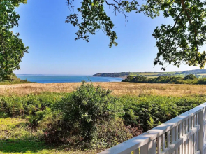 Holiday Home by UK Coast with Sea Views