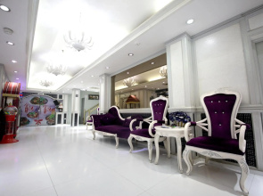 White Fort Hotel