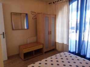 Achilles Apartment
