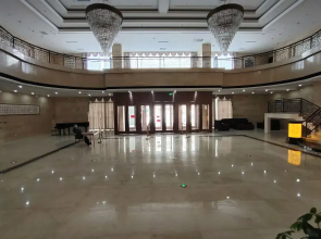 Green View Hotel(绿景酒店（万达广场中心医院店）)