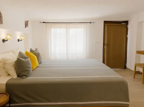 Paliochora Beachfront Escape Milolithos Pool Nest