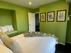 Mountain Vista Retreat - Apartment 2