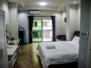 OYO 75486 Anna Residence Jomtien