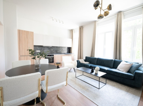 Milan Style Designer 1Br Apartment