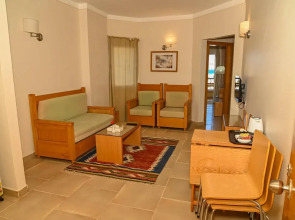 Eagles Downtown Zahabia & Beach Resort