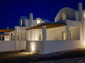 Bianco Diverso Suites