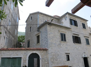 Lanterna Apartments