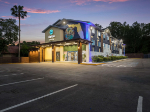 Clarion Pointe Tallahassee-State Capitol