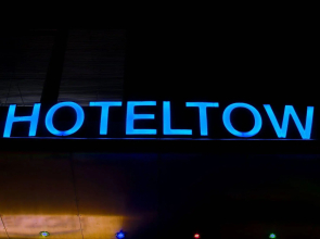 H24 Hoteltow