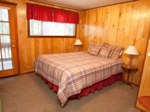 RedAwning Cabin #50R Soots-Me