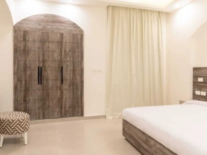 Boulevard Apartment Hotel