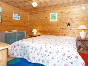 8 Person Holiday Home in Grenaa