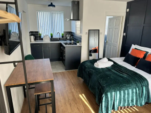 The Annexe, 25 Gorsehill Road