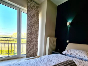 Fully Furnished Modern Condo