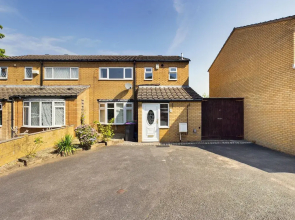 Tranquil Telford Retreat - 3 Bedroom House