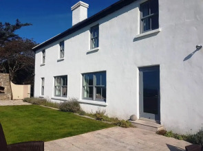 Mara House