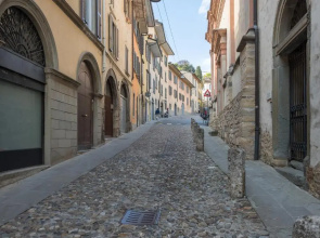 Alessandro 82 - Immobili e Soluzioni Rent