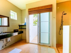 2 bedroom villa at Banyan Resort BR097