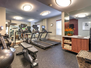 Holiday Inn Express Chicago - Magnificent Mile by IHG