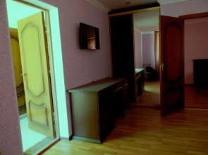 Guest house Na Figurnoy 51