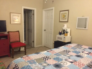Coconut Grove Beach Resort Suite 6