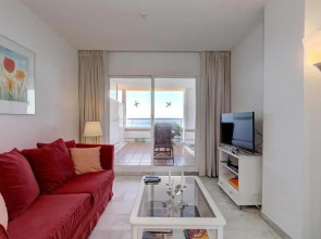 Apartment Boulevard 302