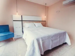 Golden Hostal